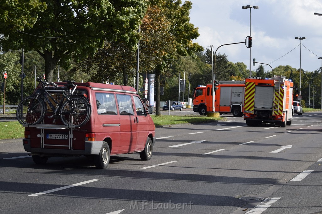 VU Koeln Buchheim Frankfurterstr Beuthenerstr P140.JPG - Miklos Laubert